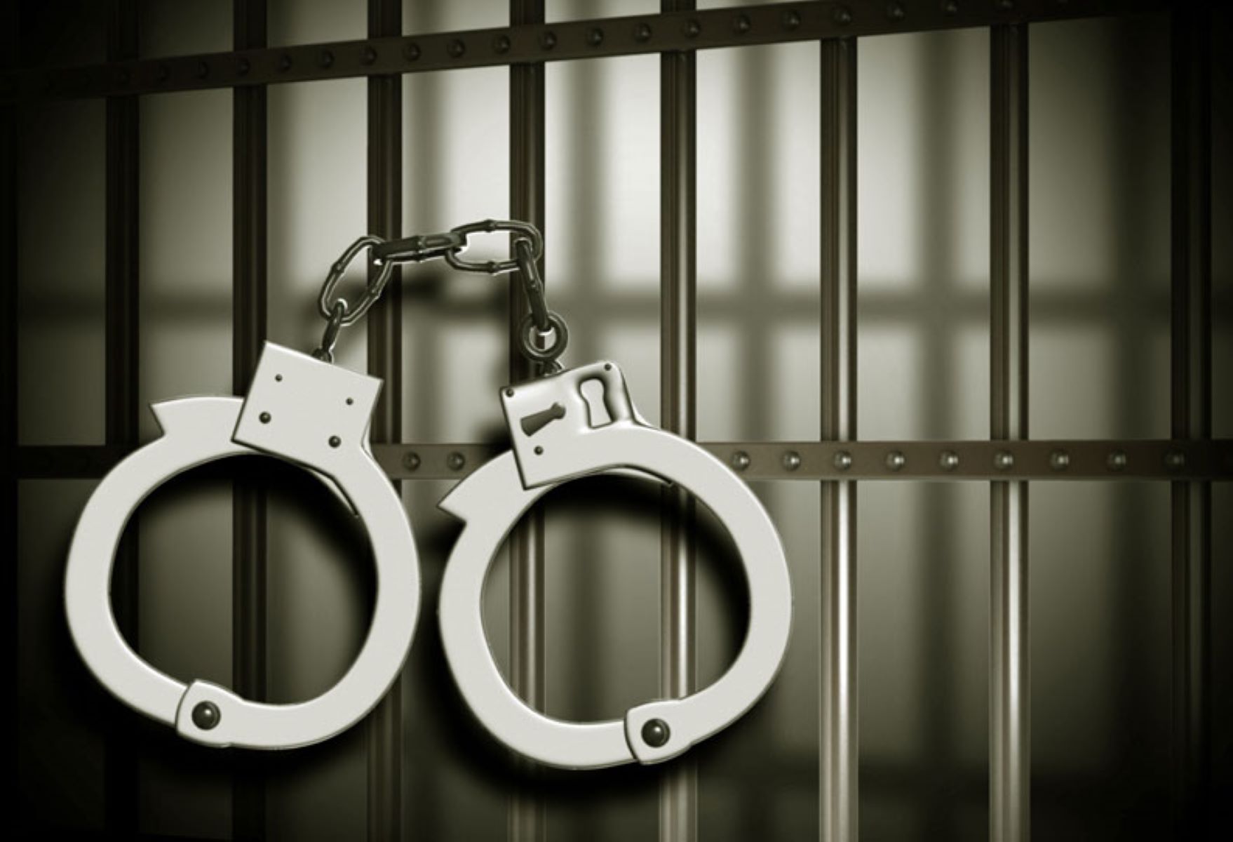 படுகொலை செய்யப்பட்ட காவல்துறை அதிகாரி! குற்றவாளிகளை அதிரடியாக கைது செய்த தனிப்படை காவல்துறையினர்!