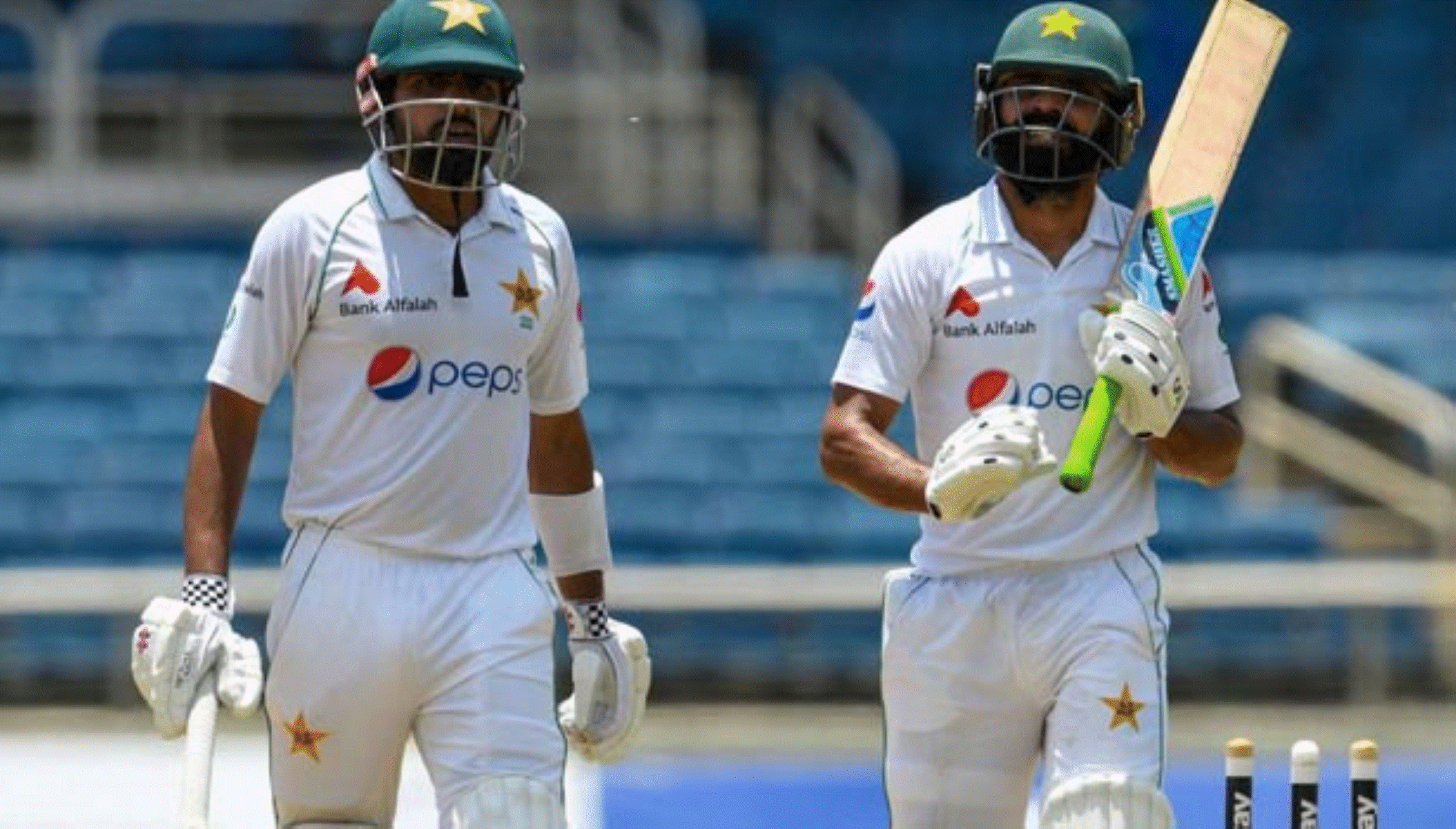 பாகிஸ்தான் பொறுப்பான ஆட்டம்! முதல் நாள் இறுதியில் 212 ரன்கள்!