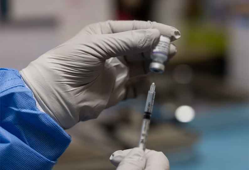 கொரோனா தடுப்பூசி போட்ட பெண் பரிதாப மரணம்! இதுவே முதல் காரணம்!