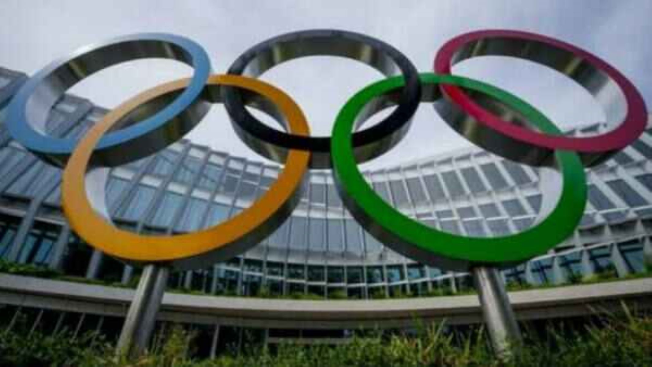 ஒலிம்பிக்கில் தங்கம் வென்ற நீரஜ் சோப்ராவுக்கு திடீர் உடல் நலக்குறைவு! மருத்துவமனையில் அனுமதி!