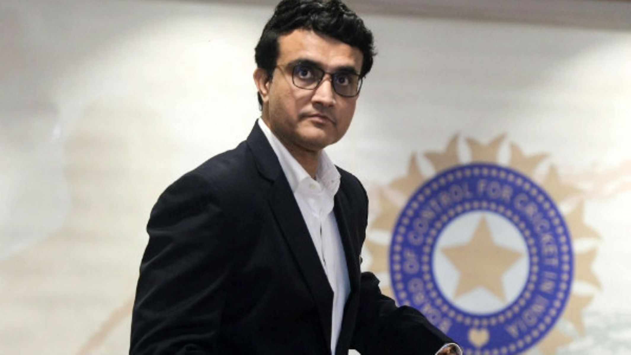 கங்குலிக்கு நோய்த்தொற்று உறுதி! கிரிக்கெட் ரசிகர்கள் அதிர்ச்சி!