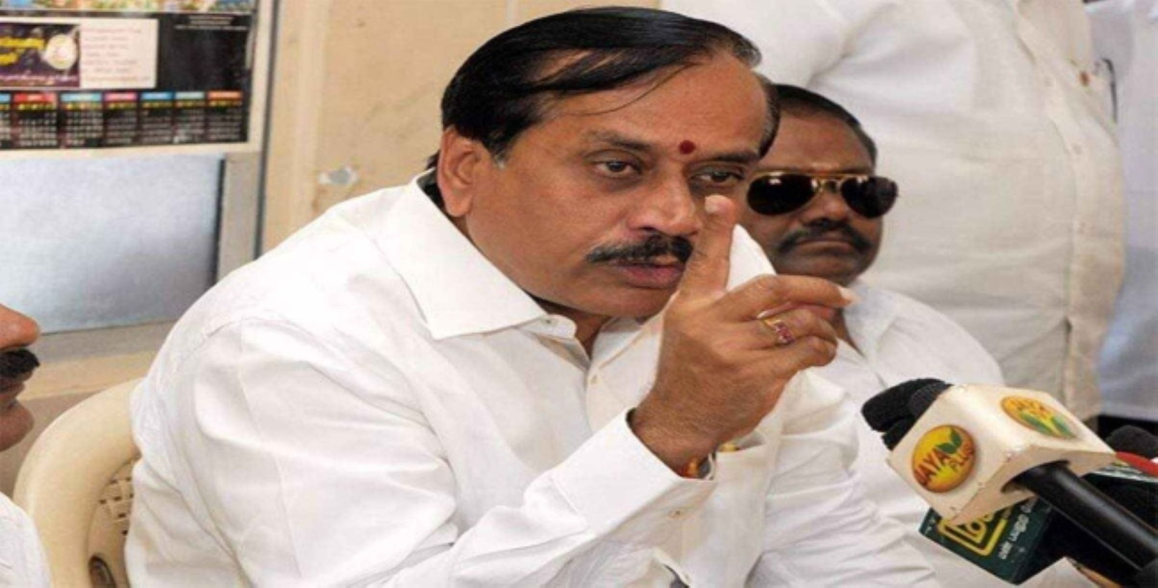 அவர் ஏன் அலறுகிறார்? ஆளுநர் மாற்றம் தொடர்பாக எச் ராஜா அதிரடி பேட்டி!