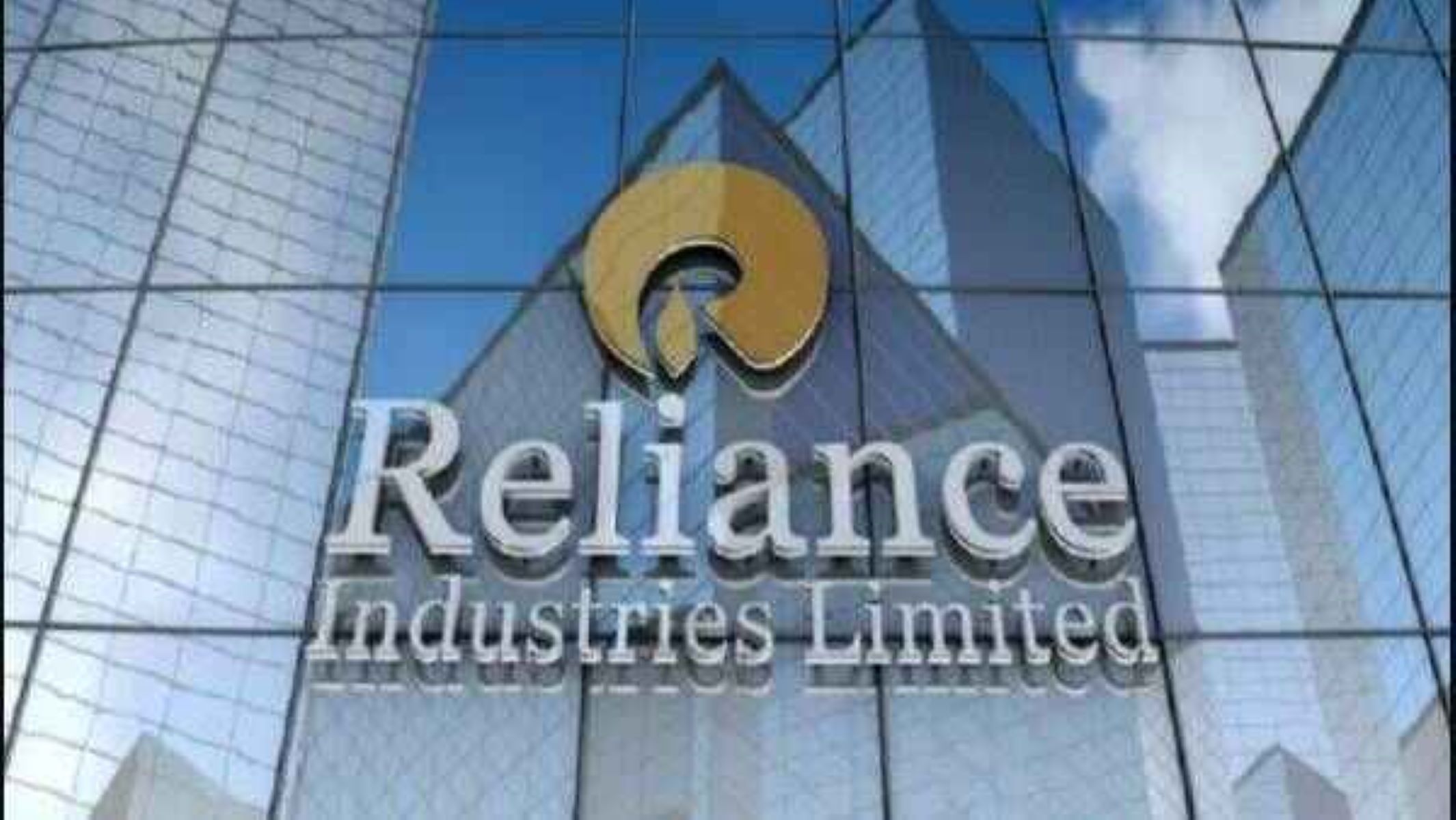 ரிலையன்ஸ் நிறுவனம் வெளியிட்ட புதிய தகவல்! ஹெல்த்கேர் துறையில் அதிரடியாக இறங்கிய அம்பானி!