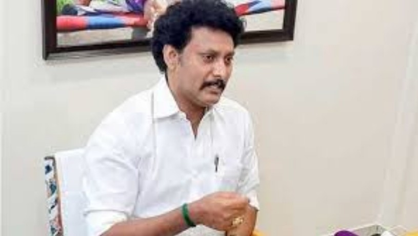 நவ. 1 முதல் மாணவர்கள் பள்ளிக்கு வர கட்டாயமில்லை-அன்பில் மகேஷ்