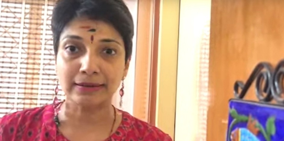 கடனை திருப்பி கட்டாததால் மதுவந்தி வீட்டிற்கு சீல்- நீதிமன்றம் அதிரடி.!!