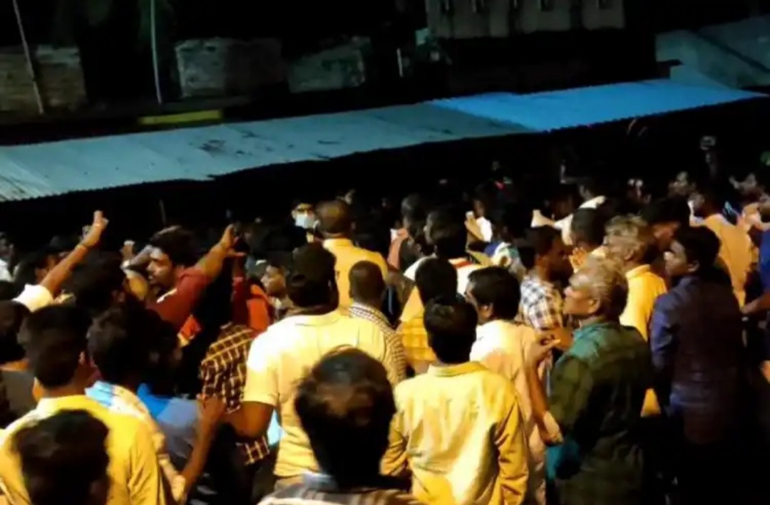 செய்தியாளரை தாக்கிய திமுகவினர்..கள்ளக்குறிச்சி மாவட்டத்தில் பரபரப்பு.!!