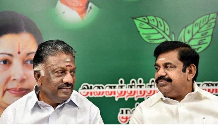 உள்ளாட்சித் தேர்தலில் அதிமுகவினரிடையே கோஷ்டி மோதல்.!! அதிரடி நடவடிக்கை எடுத்த ஓபிஎஸ்- இபிஎஸ்.!!