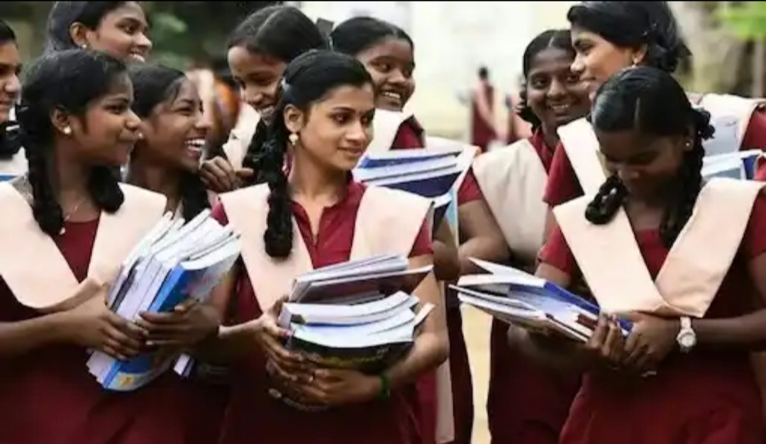 நவ-1 முதல் பள்ளி மாணவர்களுக்கு சூப்பர் அறிவிப்பை வெளியிட்ட தமிழக அரசு.!!