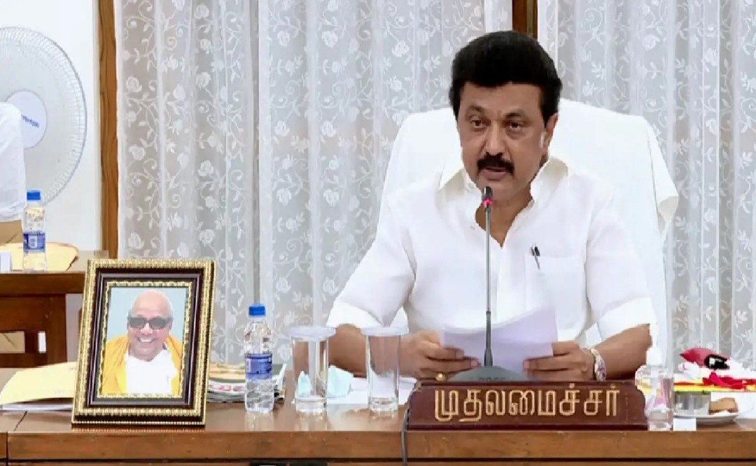 BREAKING:தீபாவளிக்கு மறுநாள் விடுமுறை-தமிழக அரசு அறிவிப்பு.!!