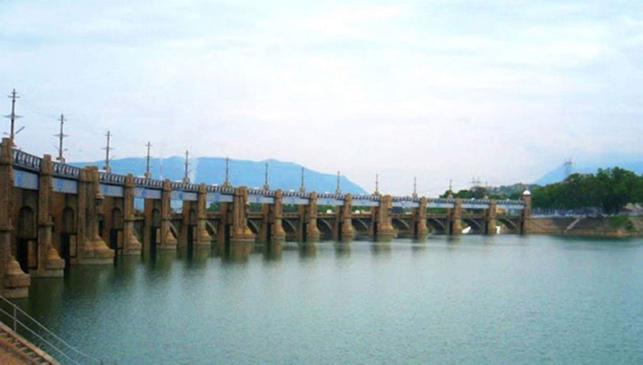 மேட்டூர் அணைக்கு குறைந்த நீர் வரத்து!