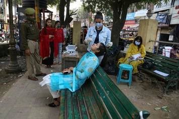 உலக அளவில் “கொரோனா”வைரஸால் பாதிக்கப்பட்டவர்களின் எண்ணிக்கை