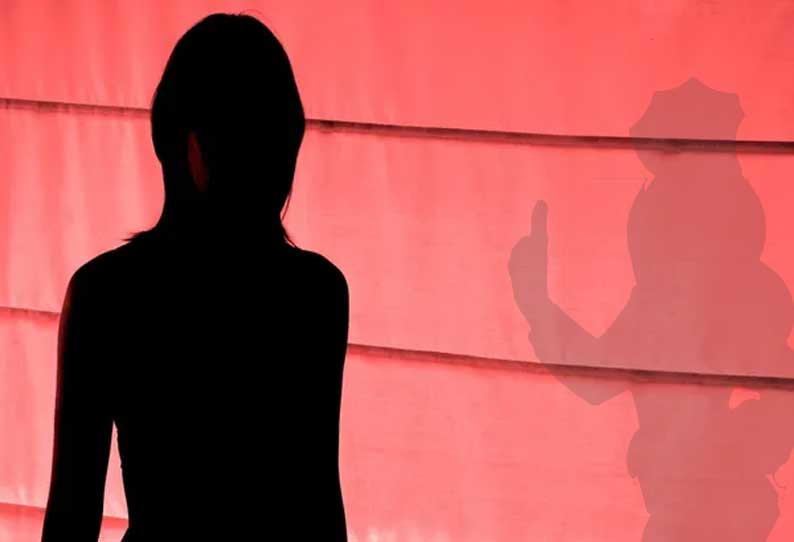 காவல் நிலையத்தில் நிர்வாண நடனமா? ஆட வைத்த பெண் போலீஸ்காரிகள்! எல்லை மீறும் போலீஸ் அராஜகம்!