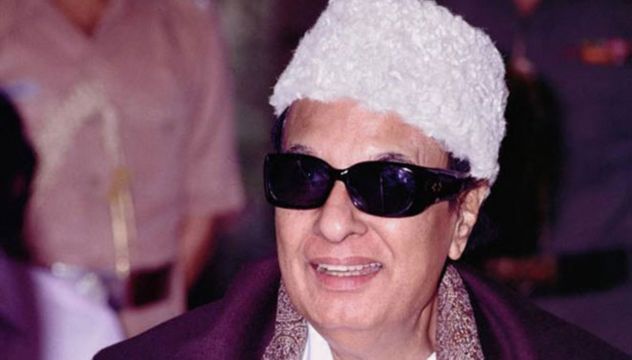 காலத்தை வென்ற காவிய நாயகன்! மக்கள் மனதில் நின்ற மானுட செல்வன்!