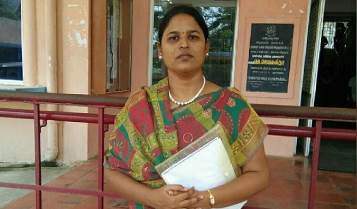 நீட் தேர்விற்கு எதிராக போராடி வரும் முன்னாள் அரசு ஆசிரியர் சபரிமாலா