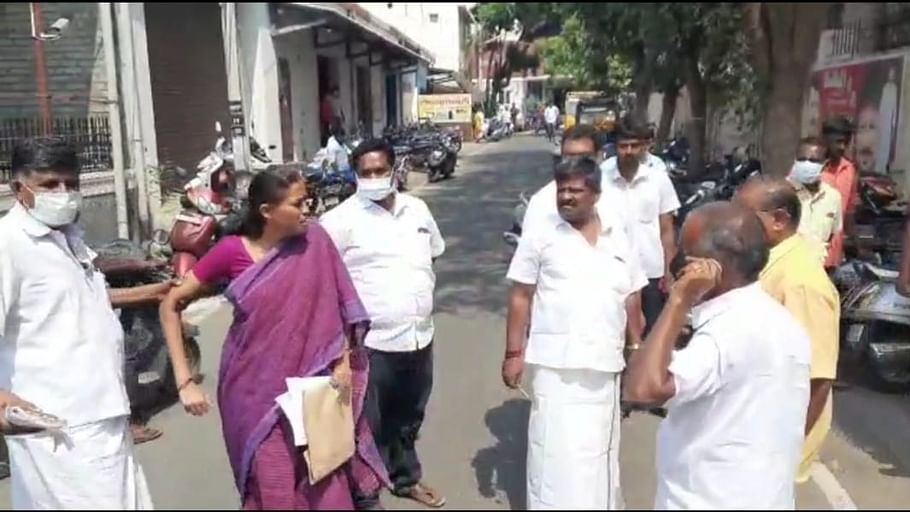 காங்கிரஸ் எம்பி ஜோதிமணியை விரட்டியடித்த திமுகவினர்