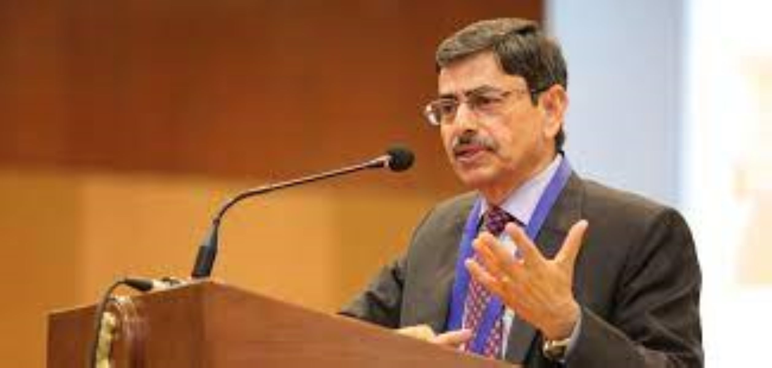 காந்தியடிகளின் 75 வது நினைவு தினம்! அஞ்சலி செலுத்த வந்த ஆளுநருக்கு காத்திருந்த அதிர்ச்சி!