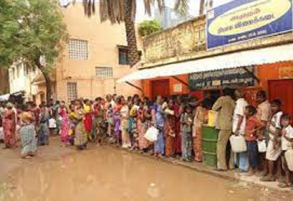 நியாய விலைக்கடைகளுக்கு தமிழக அரசு வெளியிட்ட அதிரடி அறிவிப்பு! பணியாளர்கள் அதிர்ச்சி!!