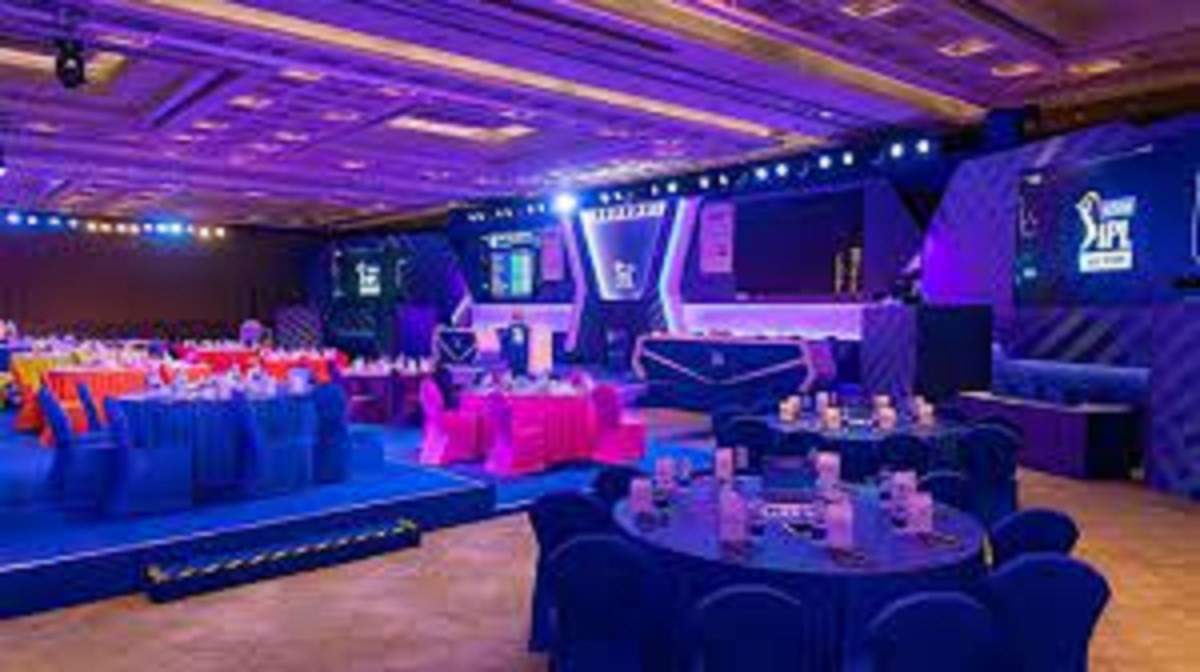 15வது ஐபிஎல் சீசனுக்கான ஏலத்தில் இடம்பெற்ற வீரர்களின் ஆரம்ப விலை பட்டியல் வெளியீடு!