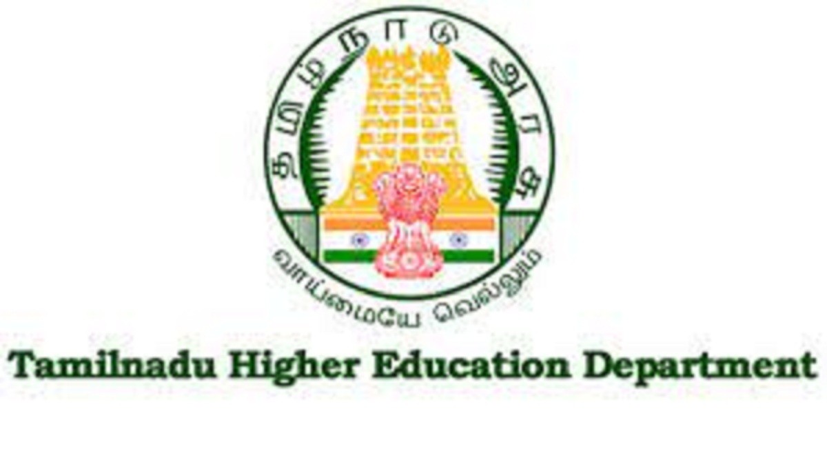 மாணவர்களுக்கு அடுத்த மாதத்திலிருந்து தேர்வுகள் நடத்தப்படும்! அமைச்சர் வெளியிட்ட அறிவிப்பு!!