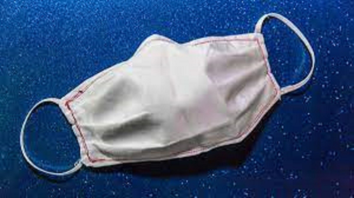 விரும்பினால் முக கவசத்தை தளர்த்திக் கொள்ளலாம்! இருப்பினும் எச்சரிக்கும் சுகாதாரத்துறை செயலாளர்!!