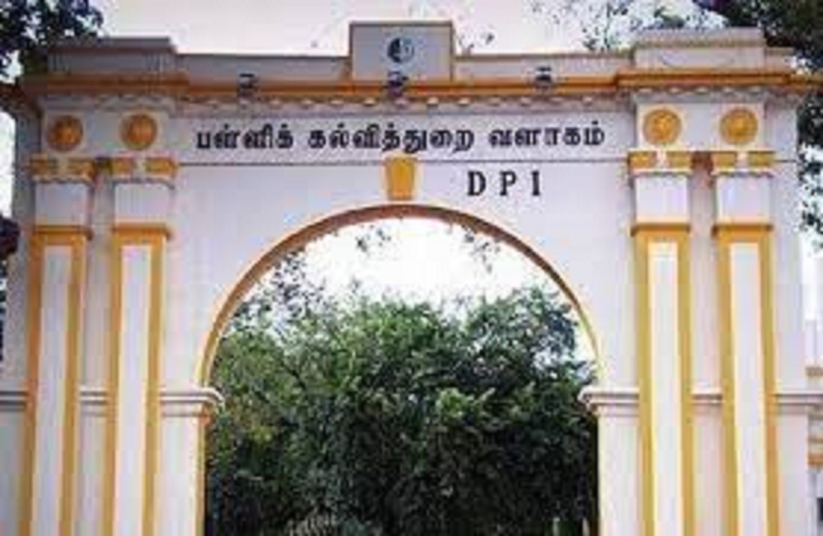 10 மற்றும் 12ஆம் வகுப்புகளுக்கு திருத்தப்பட்ட புதிய தேர்வு அட்டவணை வெளியீடு!