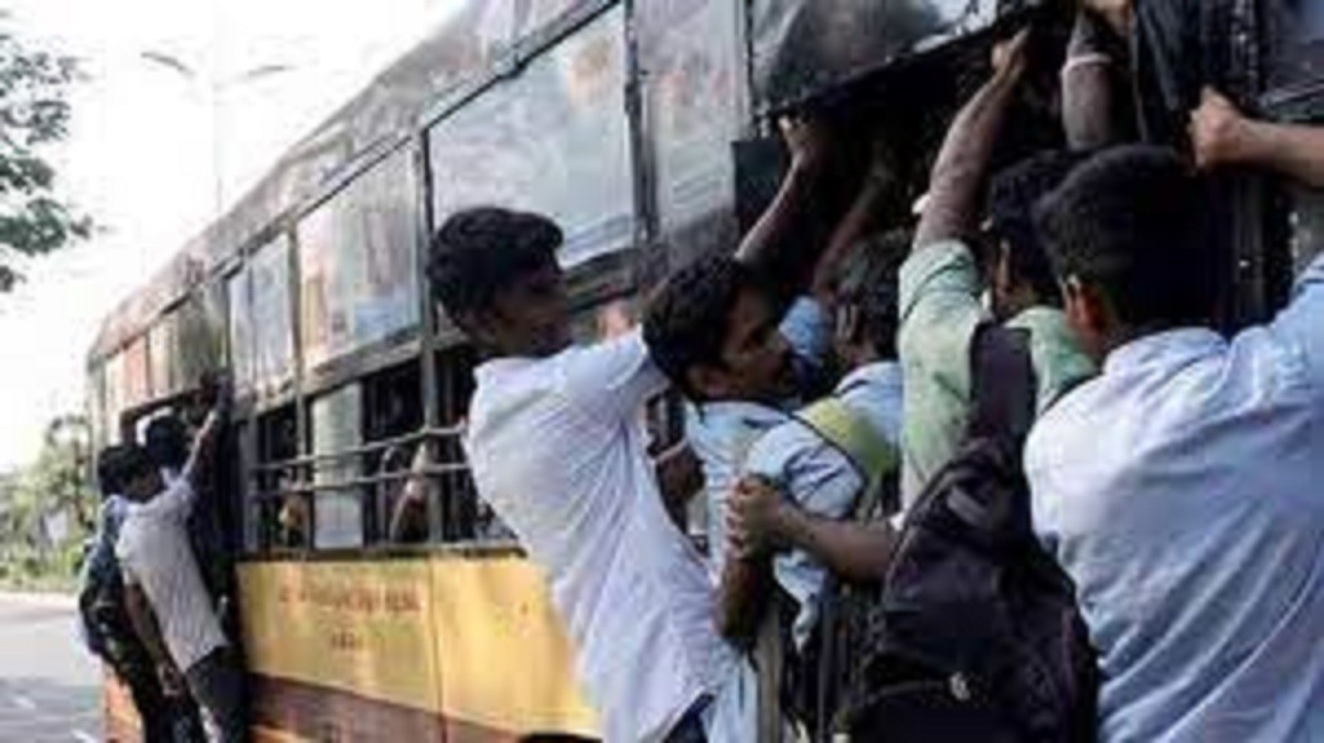 இனி செல்போன் பயன்படுத்த தடை! மீறினால் ஒழுங்கு நடவடிக்கை!!