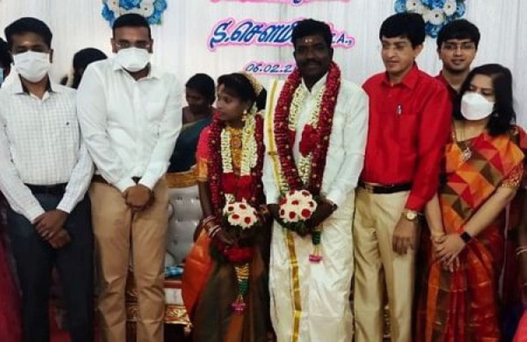 சுனாமியில் மீட்கப்பட்ட பெண் குழந்தைக்கு சுகாதாரத்துறை செயலாளர் தலைமையில் திருமணம்! நெகிழ்ந்த நாகை மக்கள்!