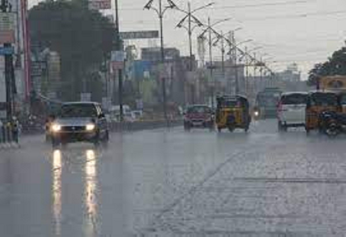 இடிமின்னலுடன் மழை, கடல் சீற்றம்! வானிலை மையம் விடுத்த எச்சரிக்கை!!