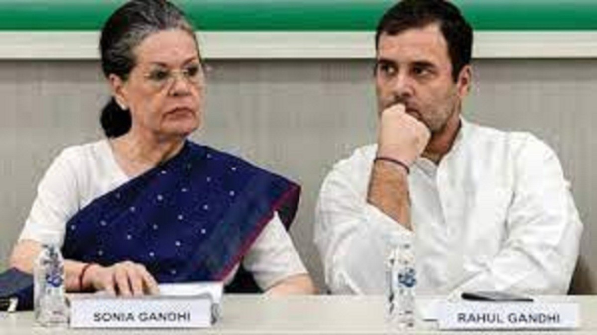 சோனியா காந்தியை சந்திக்கும் குலாம் நபி ஆசாத்! முக்கிய முடிவு எடுக்கப்பட வாய்ப்பு!!