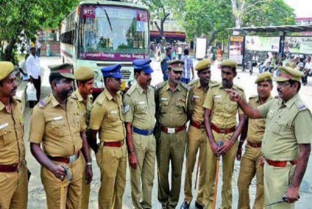 இலங்கையில் இருந்து தப்பிய 58 சிறைக்கைதிகள்! தமிழக காவல்துறைக்கு எச்சரிக்கை விடுத்த உள்துறை அமைச்சகம்!