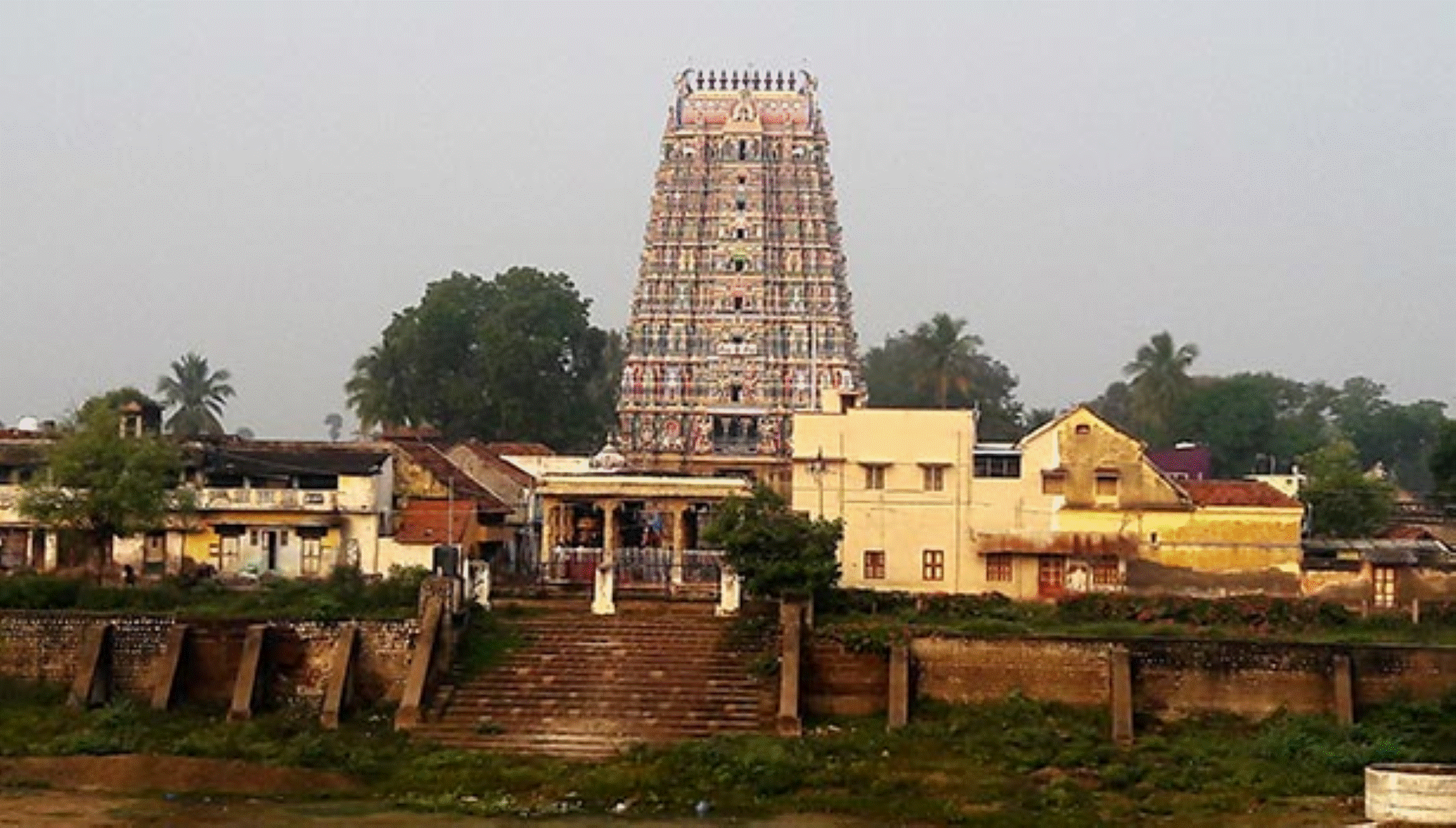 அருள்மிகு ஆதிரத்தினேஸ்வரர் திருக்கோயில்! திருவாடானை தல வரலாறு!