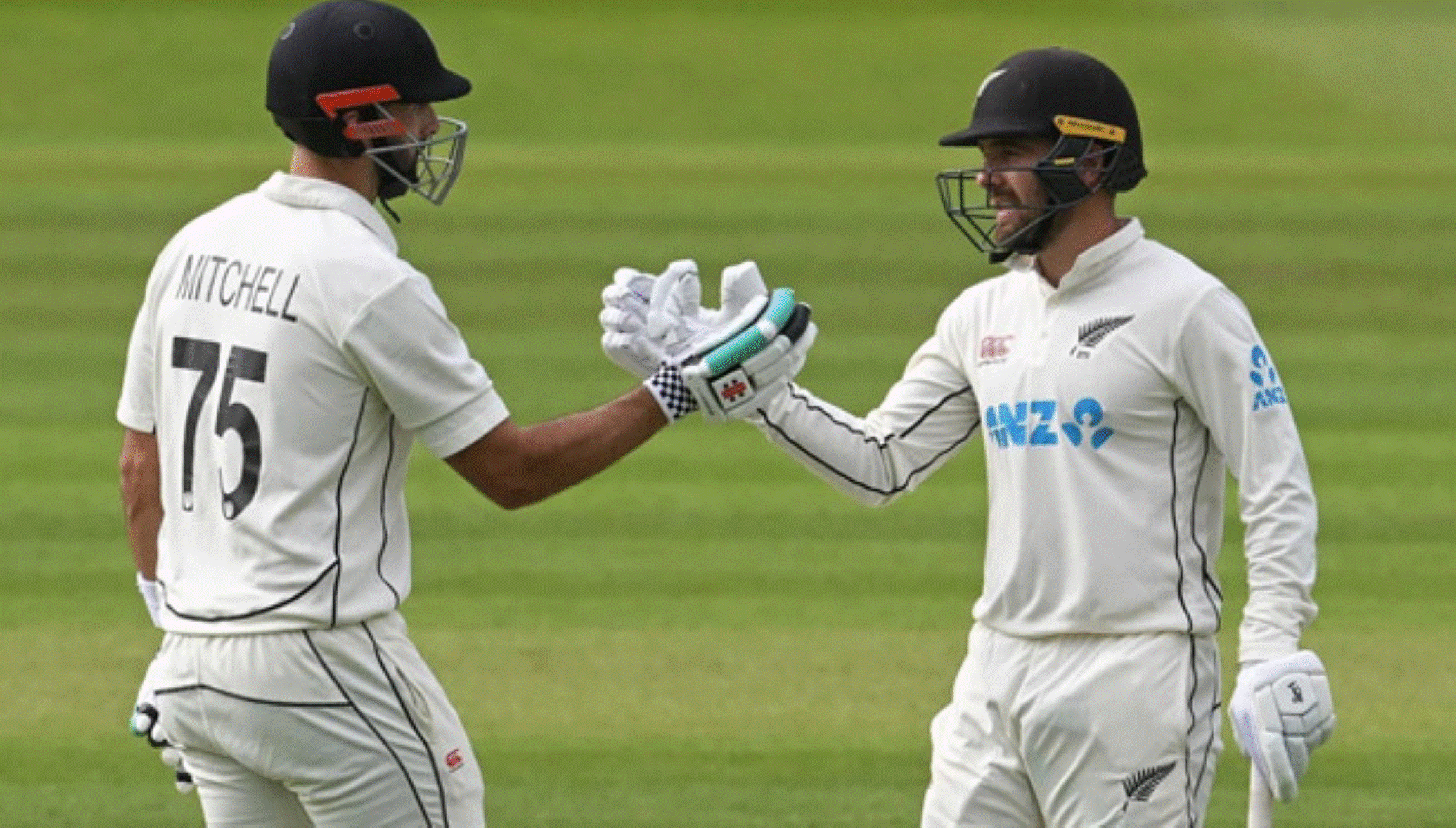 இங்கிலாந்து நியூசிலாந்து அணிகளுக்கிடையிலான டெஸ்ட் கிரிக்கெட் போட்டி! இங்கிலாந்தை பின்னுக்கு தள்ளிய நியூஸிலாந்து அணி!