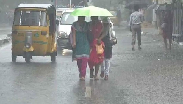 கனமழை வெளுத்து வாங்கும் இடம்! இந்தந்த ஊரில் தான்!