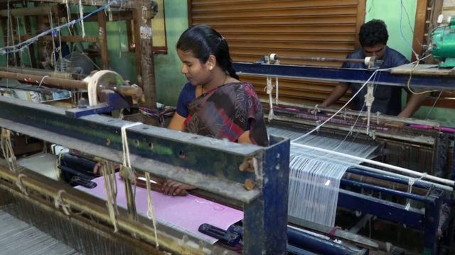 கைத்தறி உற்பத்தியாளர்கள் வேலை நிறுத்தம் தொடக்கம்..!