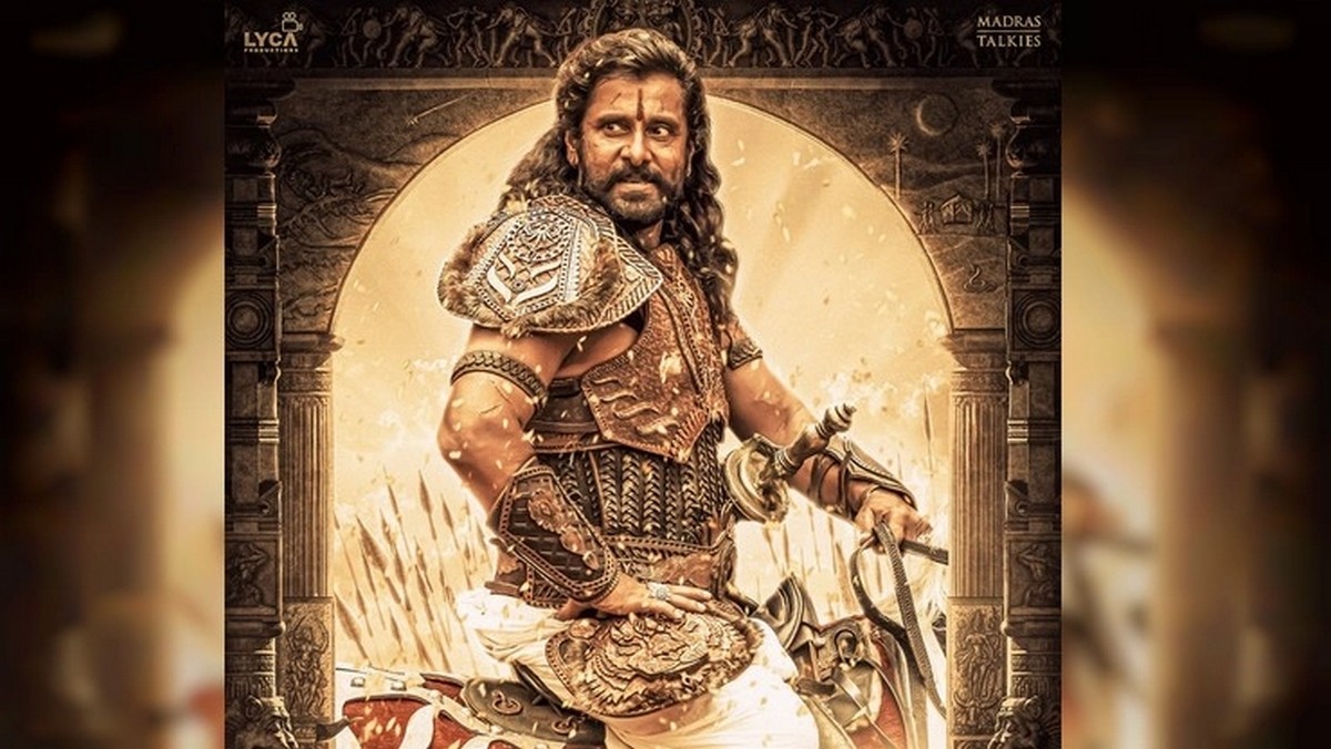 “வருகிறான் ஆதித்த கரிகாலன்…” பொன்னியின் செல்வன் படத்தின் புதிய போஸ்டர்