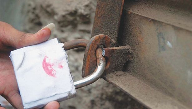 இனிமேல் இப்படிதான்! புகையிலைப் பொருட்களை விற்றால் கடை இழுத்து மூடப்படும்!