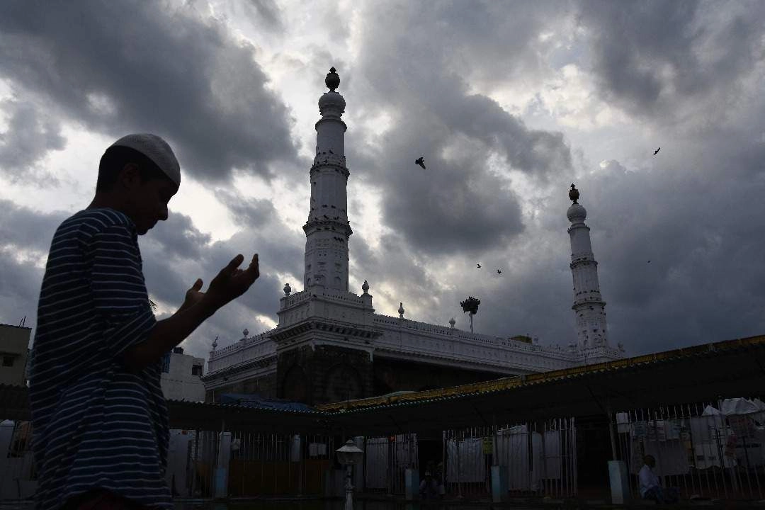 இஸ்லாமியர்களுக்கு ஒரு குட் நியூஸ்!! பக்ரீத் பண்டிகையை முன்னிட்டு அரசு சார்பில் பொது விடுமுறை!