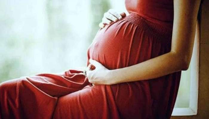 தாயை கர்ப்பமாக்கிய மகன்! இணையத்தில் வைரலாகும் புகைப்படம்!