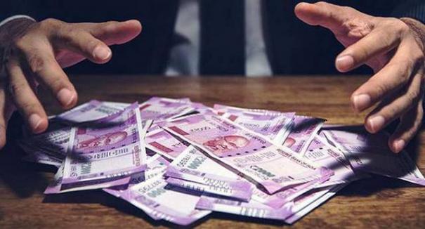 வேலை வாங்கி தருவதாக பணம் மோசடி! அப்பகுதியில் பரபரப்பு!