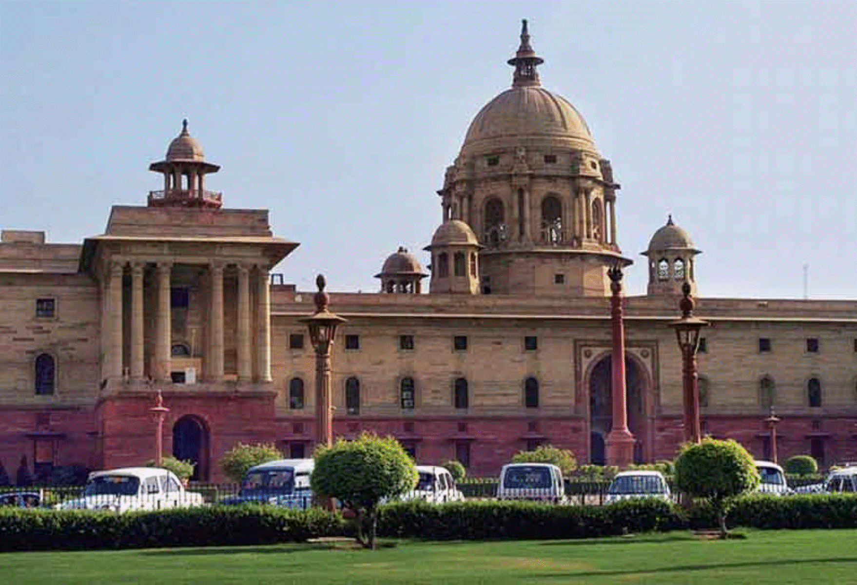 மாணவர்களுக்கு மத்திய அரசு வழங்கிய இனிப்பான செய்தி!