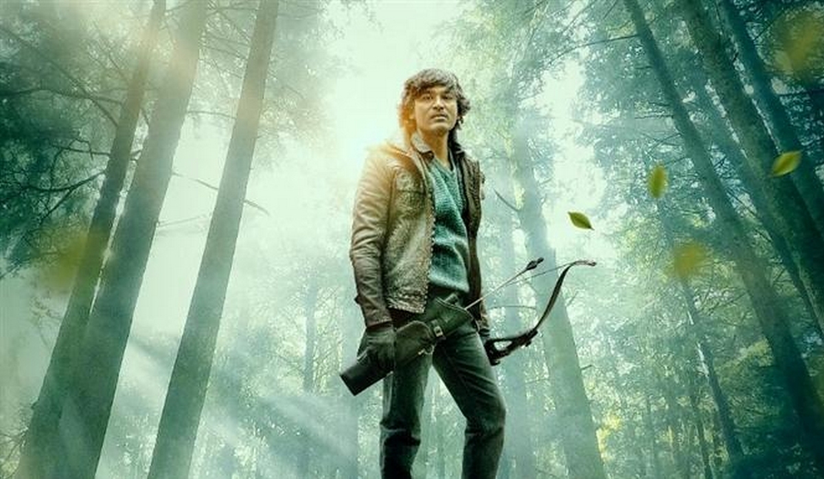 பொன்னியின் செல்வனோடு மோதுகிறதா தனுஷின் நானே வருவேன்?