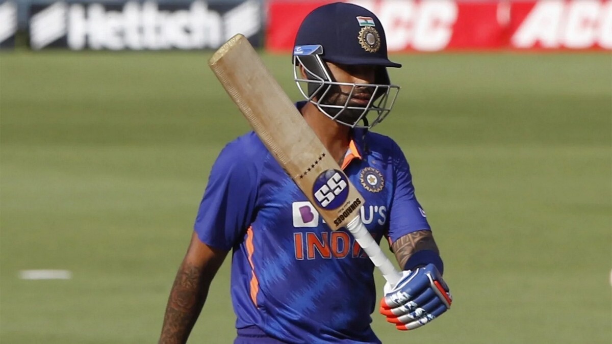 “அவரை ஓப்பனராக்கி வீணாக்கி விடாதீர்கள்…” முன்னாள் வீரர் கண்டனம்!