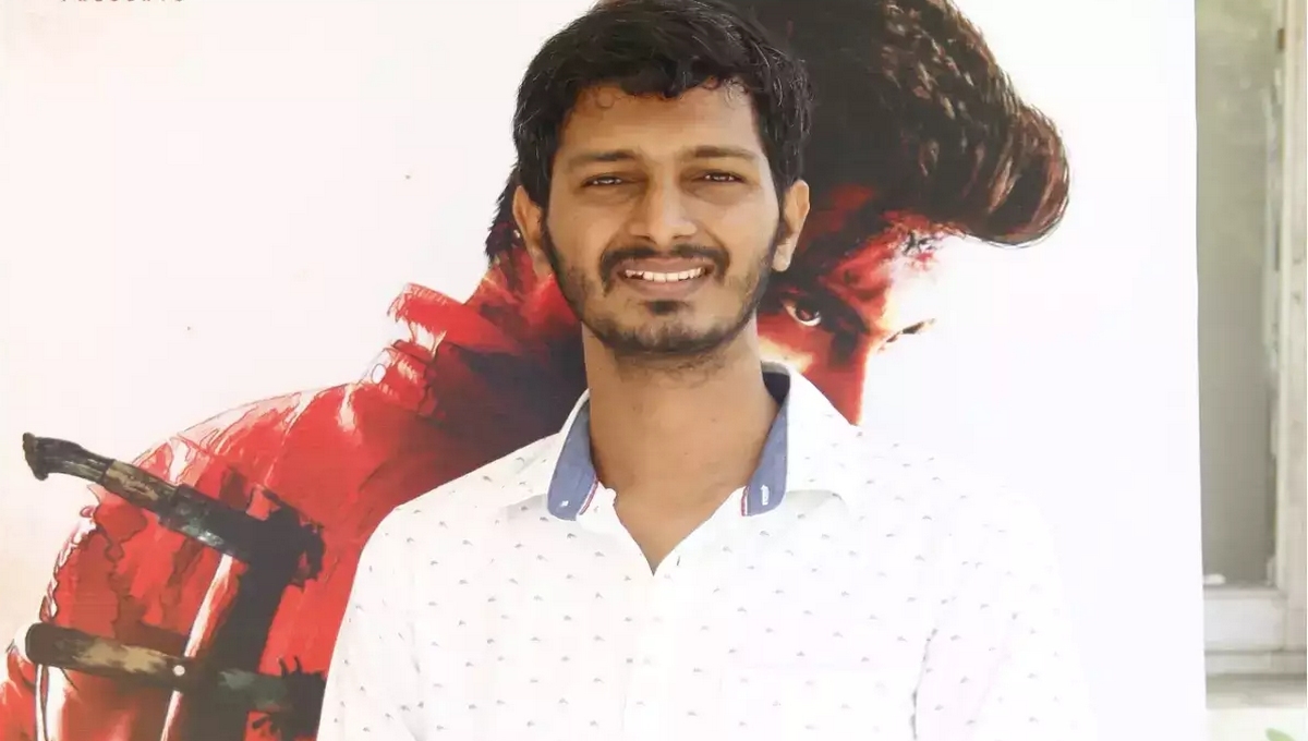 “குறைகளுக்காக மன்னிச்சுடுங்க… அடுத்த படம் நல்ல படமா இருக்கும்…” குருதி ஆட்டம் இயக்குனரின் எமோஷனல் பதிவு