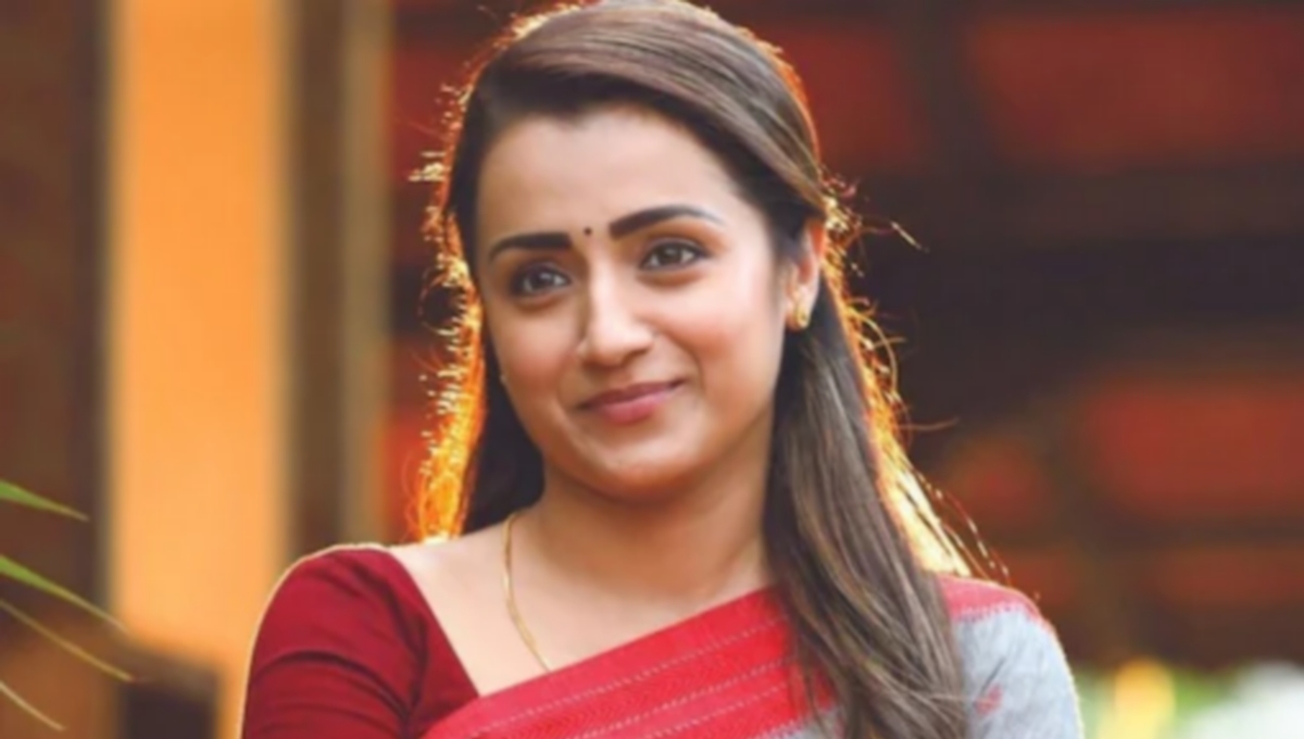 ஒரே ஒரு தகவல்தான் பரவுச்சு… சட்டுன்னு சம்பளத்தை ஏற்றிய திரிஷா!