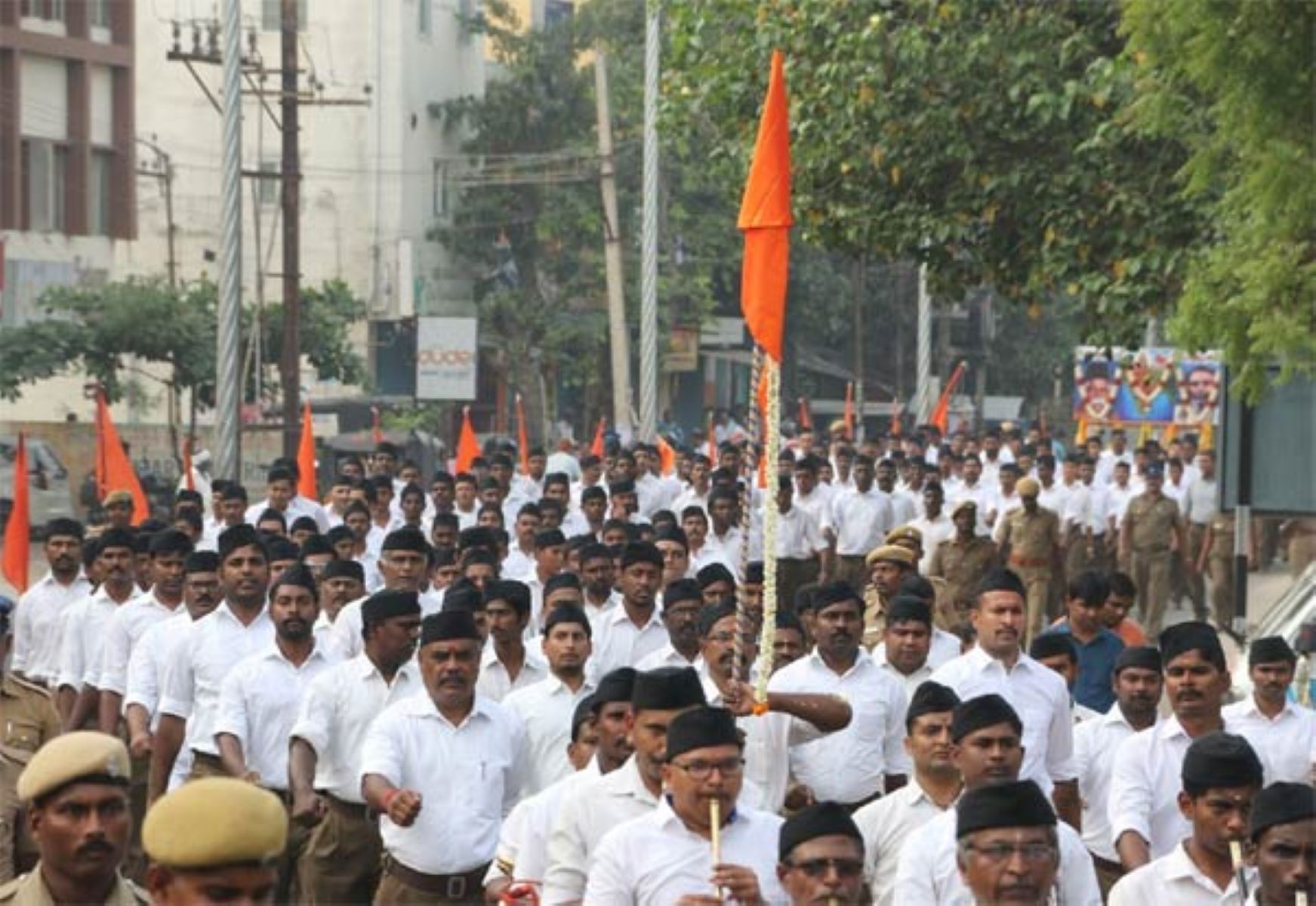 ஆர் எஸ் எஸ் அமைப்பை தமிழக அரசும் திமுகவின் கூட்டணி கட்சிகளும் எதிர்ப்பதின் உள்நோக்கம் என்ன?