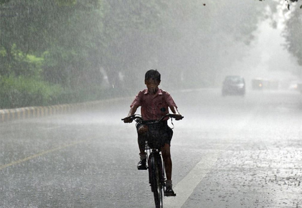 வடகிழக்கு பருவமழை சராசரியை விட அதிக அளவில் இருக்கும்! வேளாண் பல்கலைக்கழகம் எச்சரிக்கை!