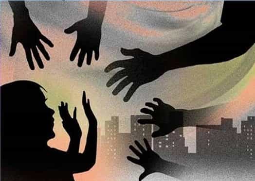 ஒரே சிறுவனிடம் சிக்கிய அடுத்தடுத்து 8 மாணவிகள்! பாலியல் விழிப்புணர்வில் வெளிவந்த திடுக்கிடும் உண்மை!