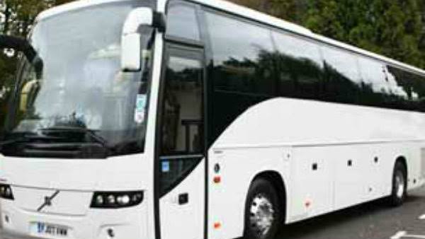 ஆம்னி பஸ்சில் இளம் பெண்ணுடன் படுத்த வாலிபர்! இறுதியில் நடந்த சம்பவம்