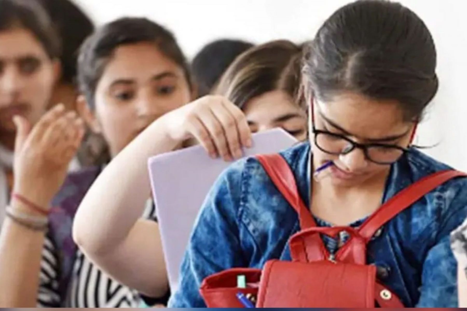 இந்திய உணவுக் கழகத்தில் காத்திருக்கும் வேலை வாய்ப்பு! பட்டதாரி இளைஞர்களே உடனே விண்ணப்பிய்யுங்கள்!