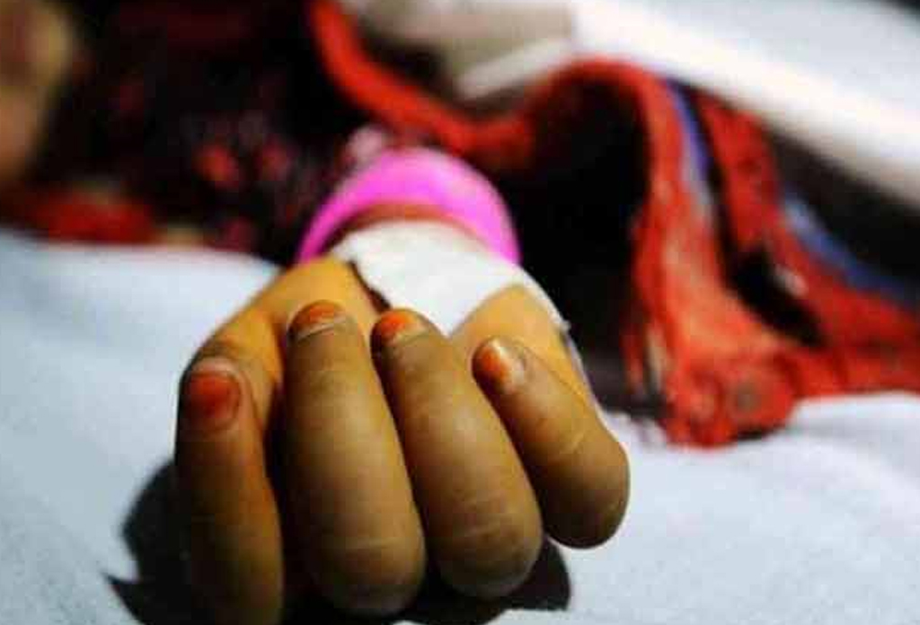 பேரூராட்சியின் கவனக்குறைவால் 7 வயது சிறுமி உயிரிழப்பு! அவசர அவசரமாக உடலை அடக்கம் செய்தது ஏன்?